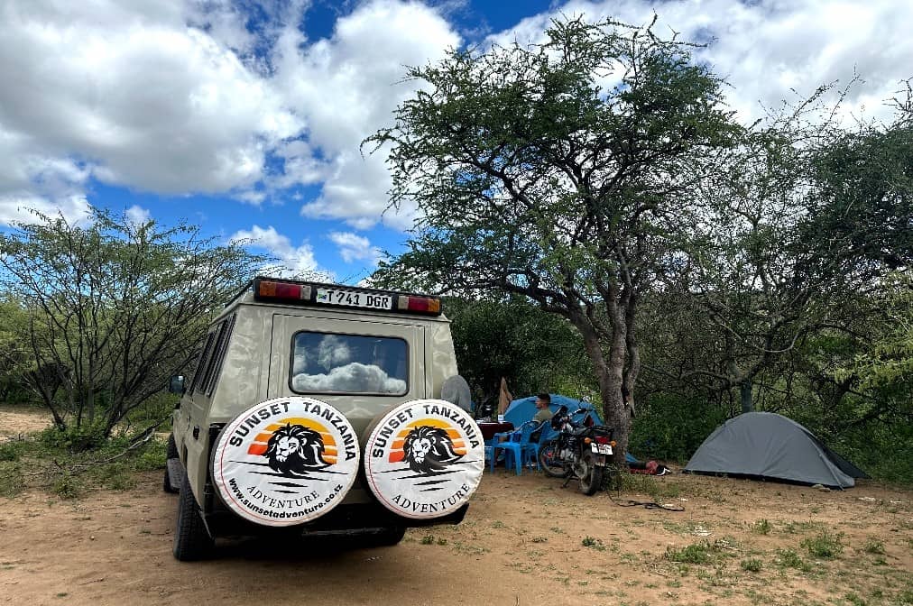 Safari Jeep